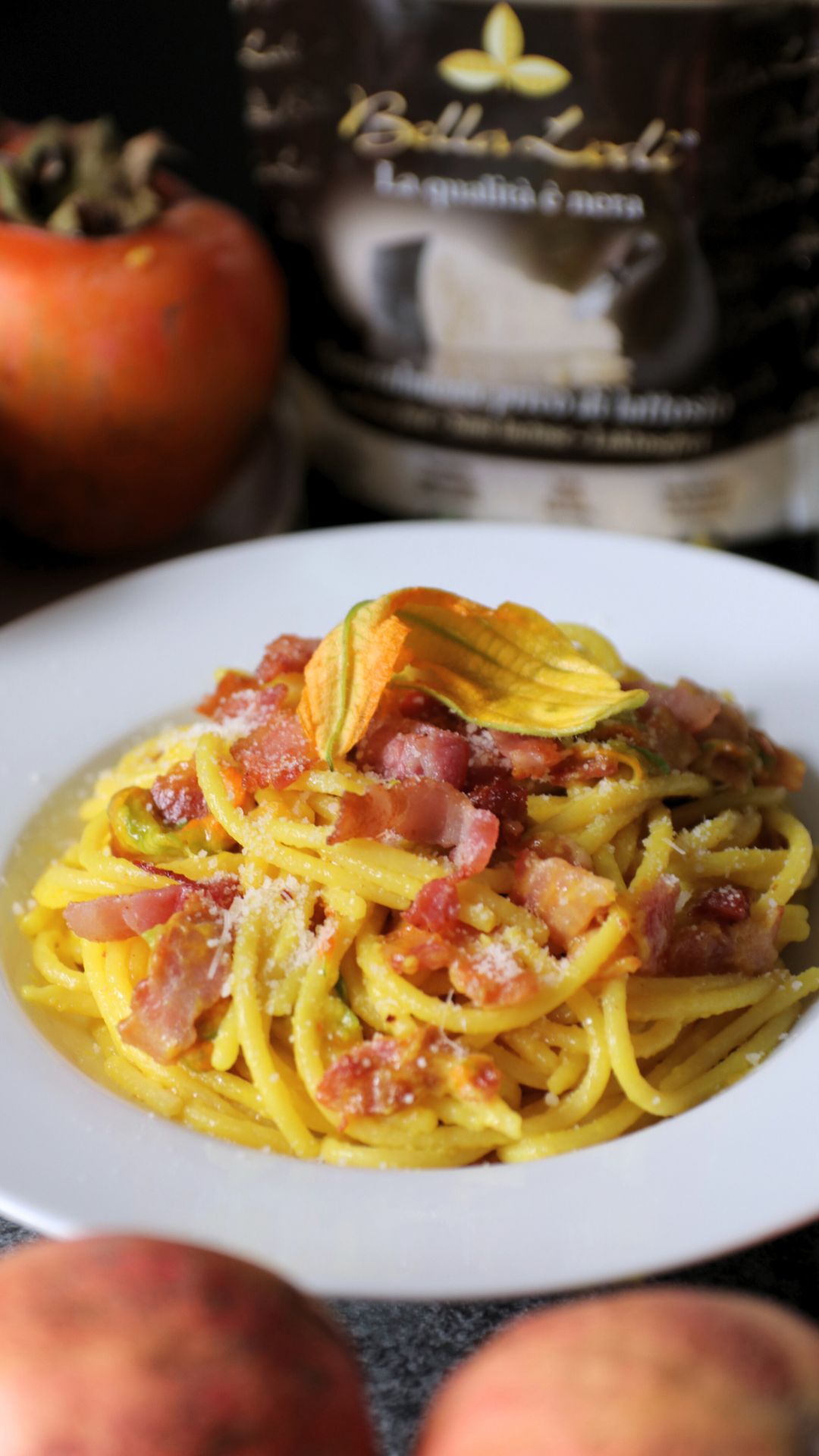 Spaghettoni ai fiori di zucca con Bella Lodi